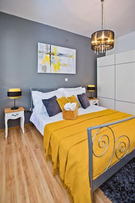 Apartman Tino With Two Sunny Terace Хвар Екстер'єр фото
