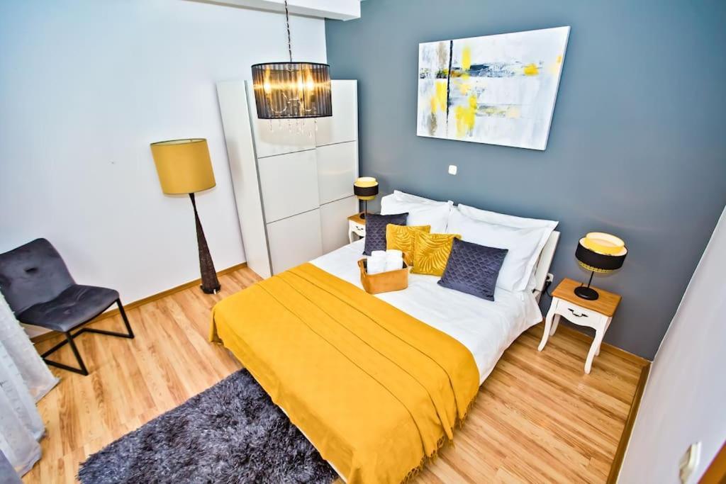 Apartman Tino With Two Sunny Terace Хвар Екстер'єр фото